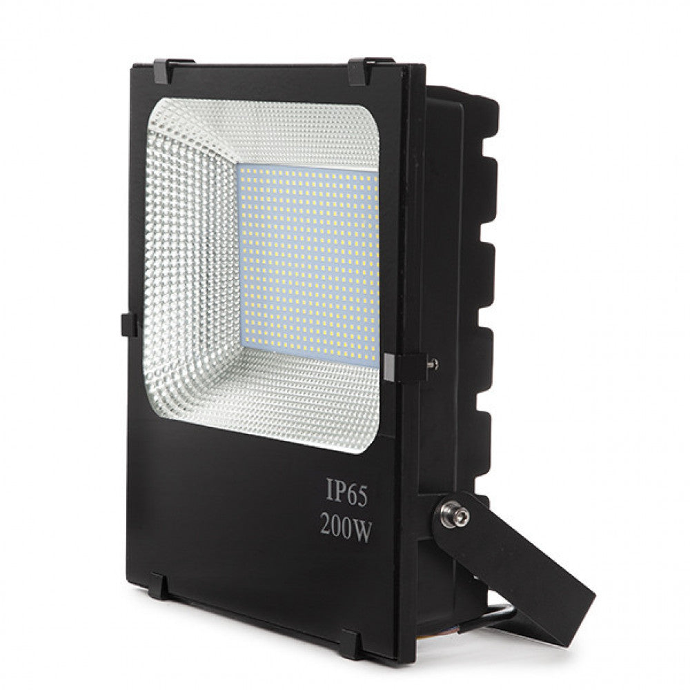 (HO-HP-200W-CW_HO-HP-200W-W_variantImg_ho_hp_200w_w_0.jpeg)